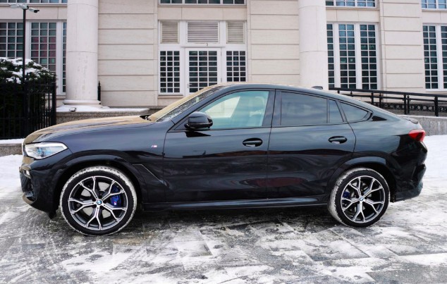 Взять на прокат BMW X6 в Москве 1668065969015